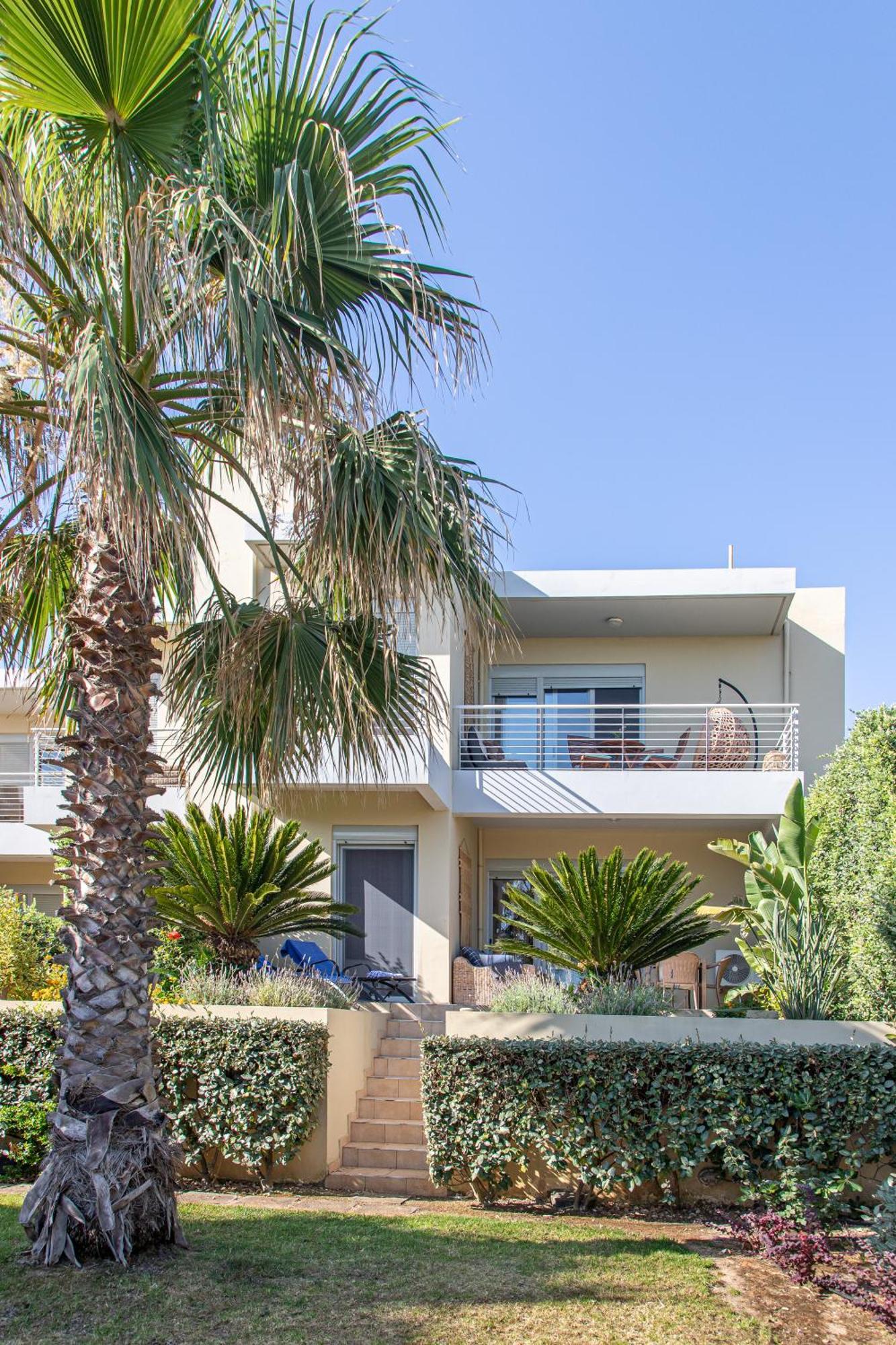 Maleme Yoga Blue Apartment Ханя Екстериор снимка