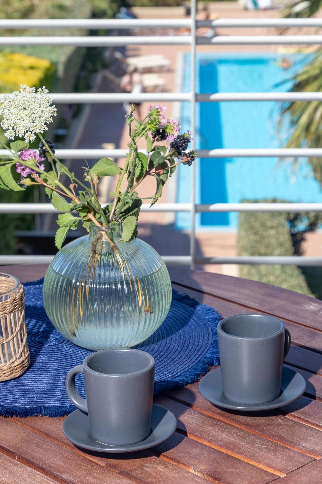 Maleme Yoga Blue Apartment Ханя Екстериор снимка