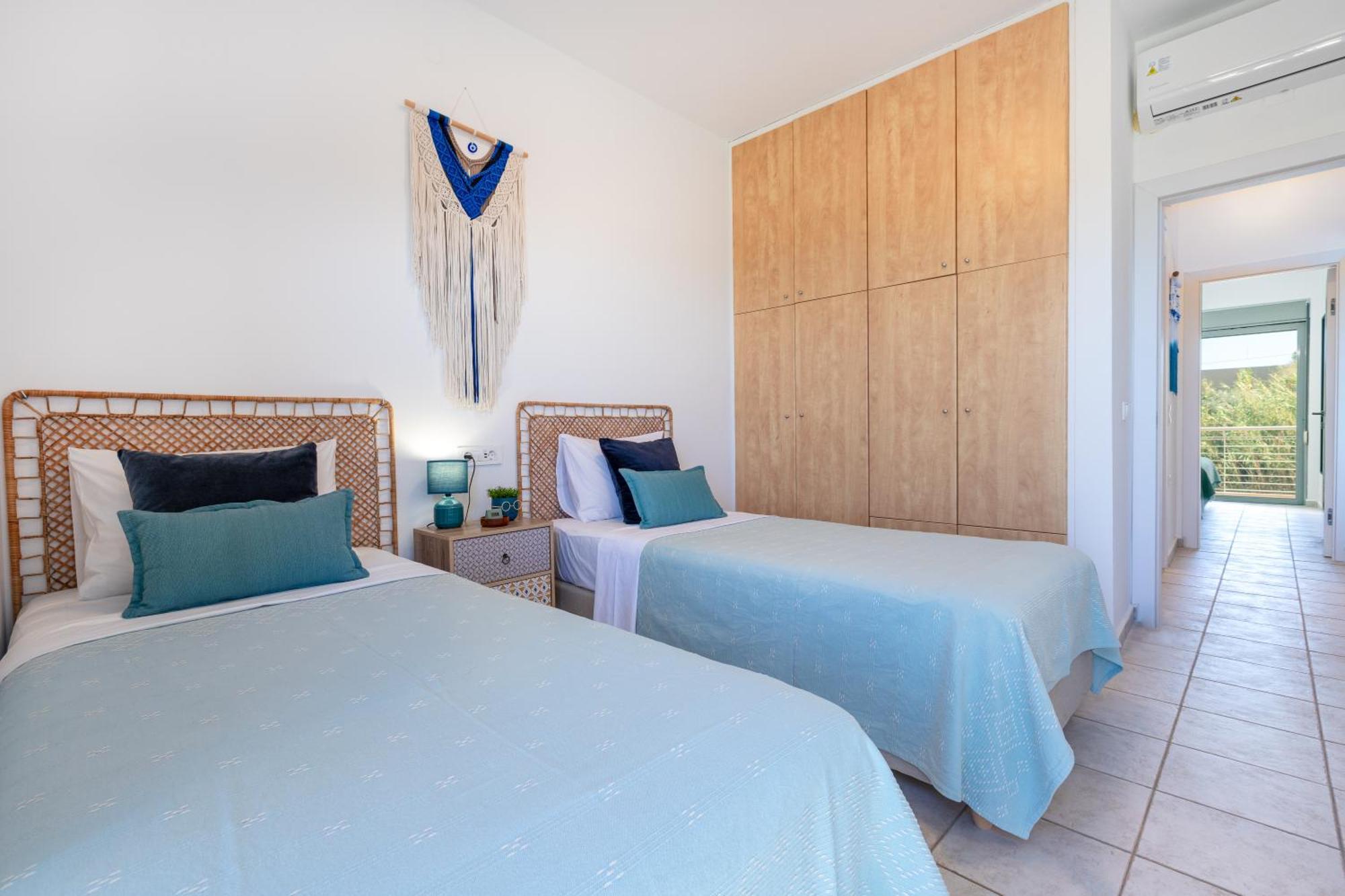 Maleme Yoga Blue Apartment Ханя Екстериор снимка