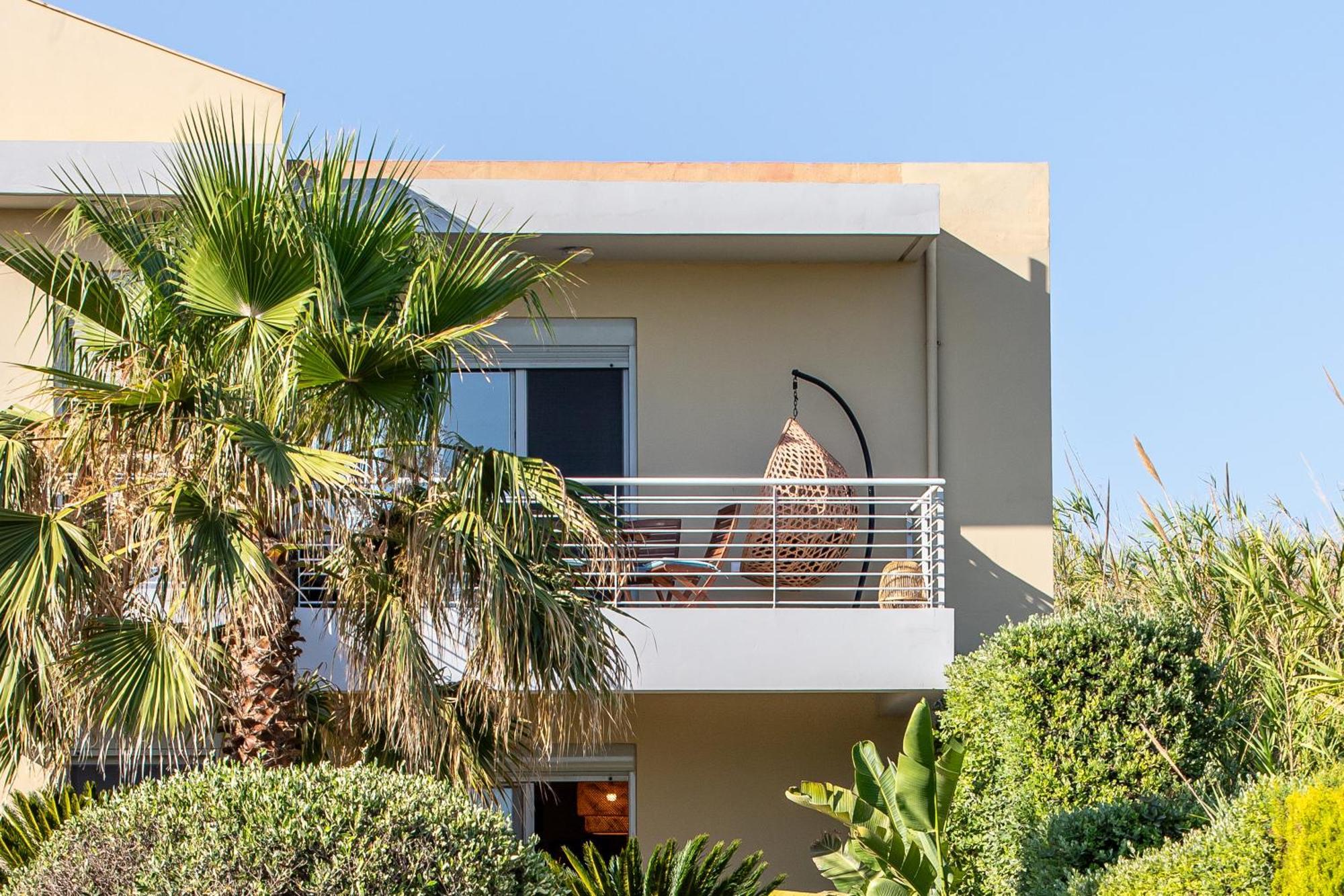 Maleme Yoga Blue Apartment Ханя Екстериор снимка
