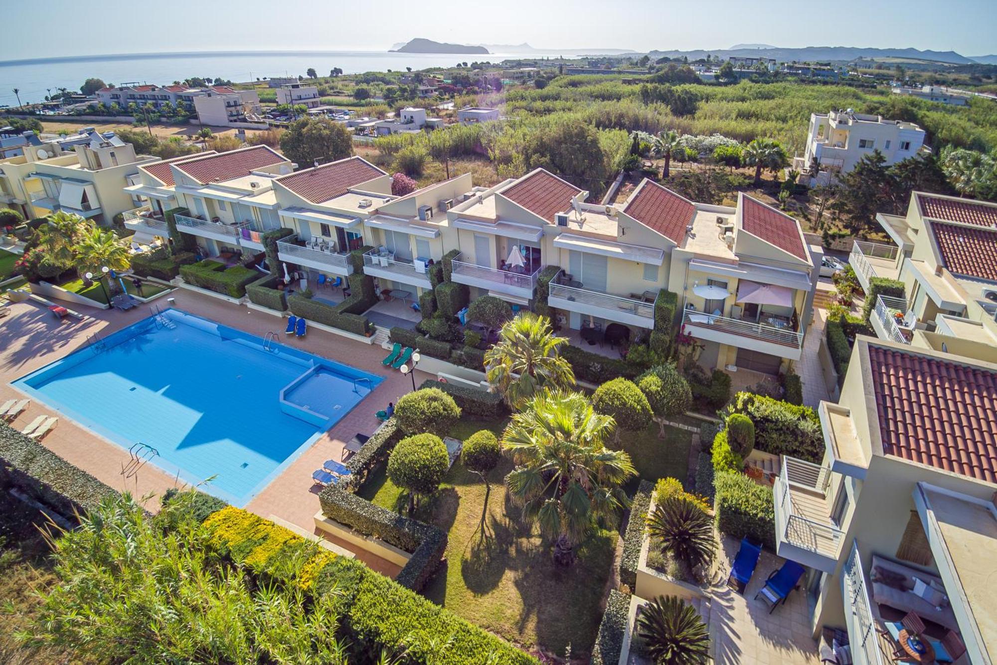 Maleme Yoga Blue Apartment Ханя Екстериор снимка