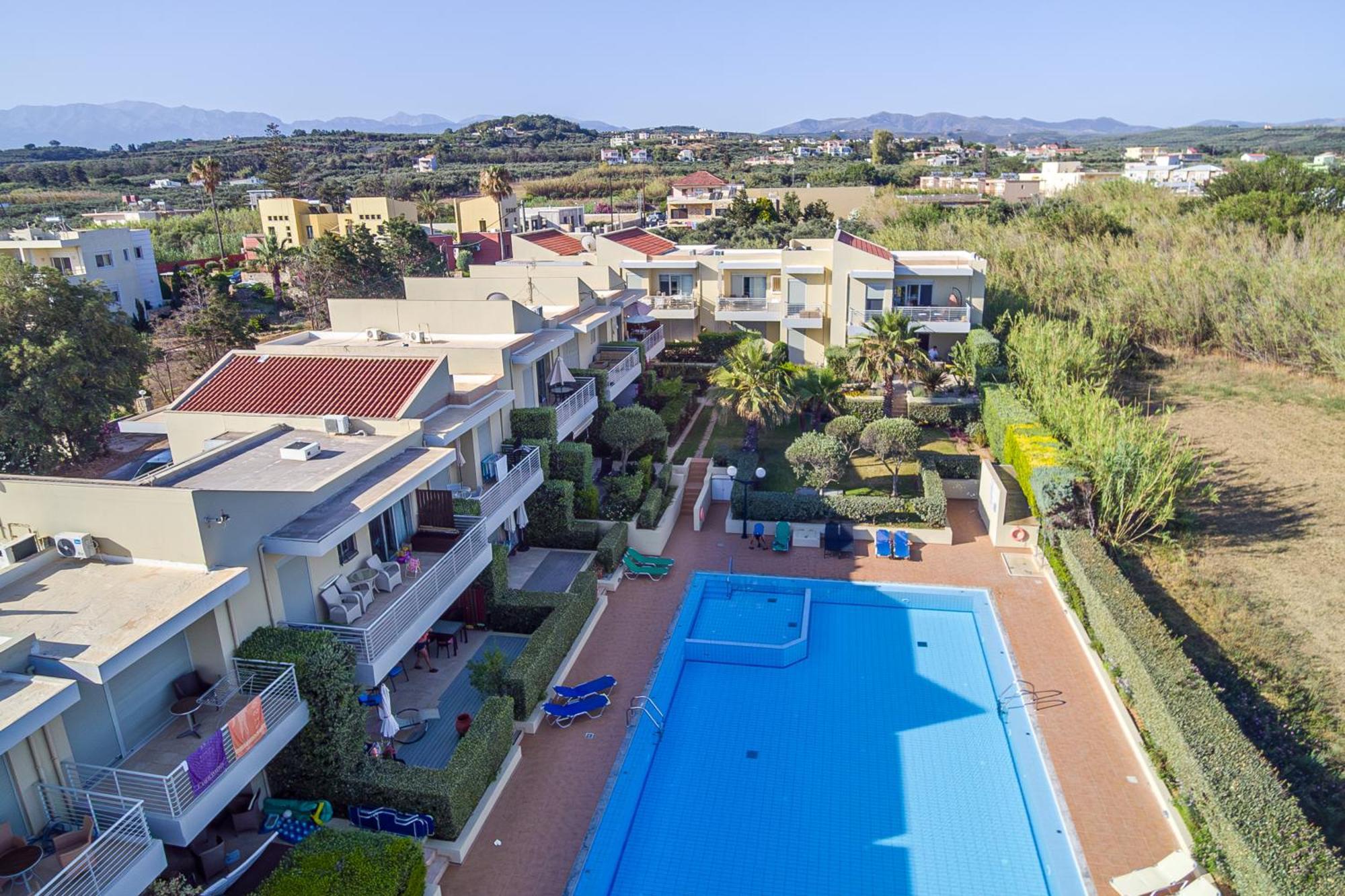 Maleme Yoga Blue Apartment Ханя Екстериор снимка